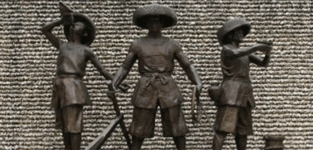 Chinese Fisherman Statue 10 image 10