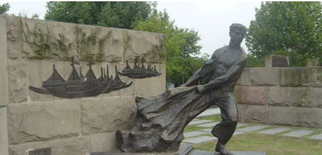 Chinese Fisherman Statue 5 image 5